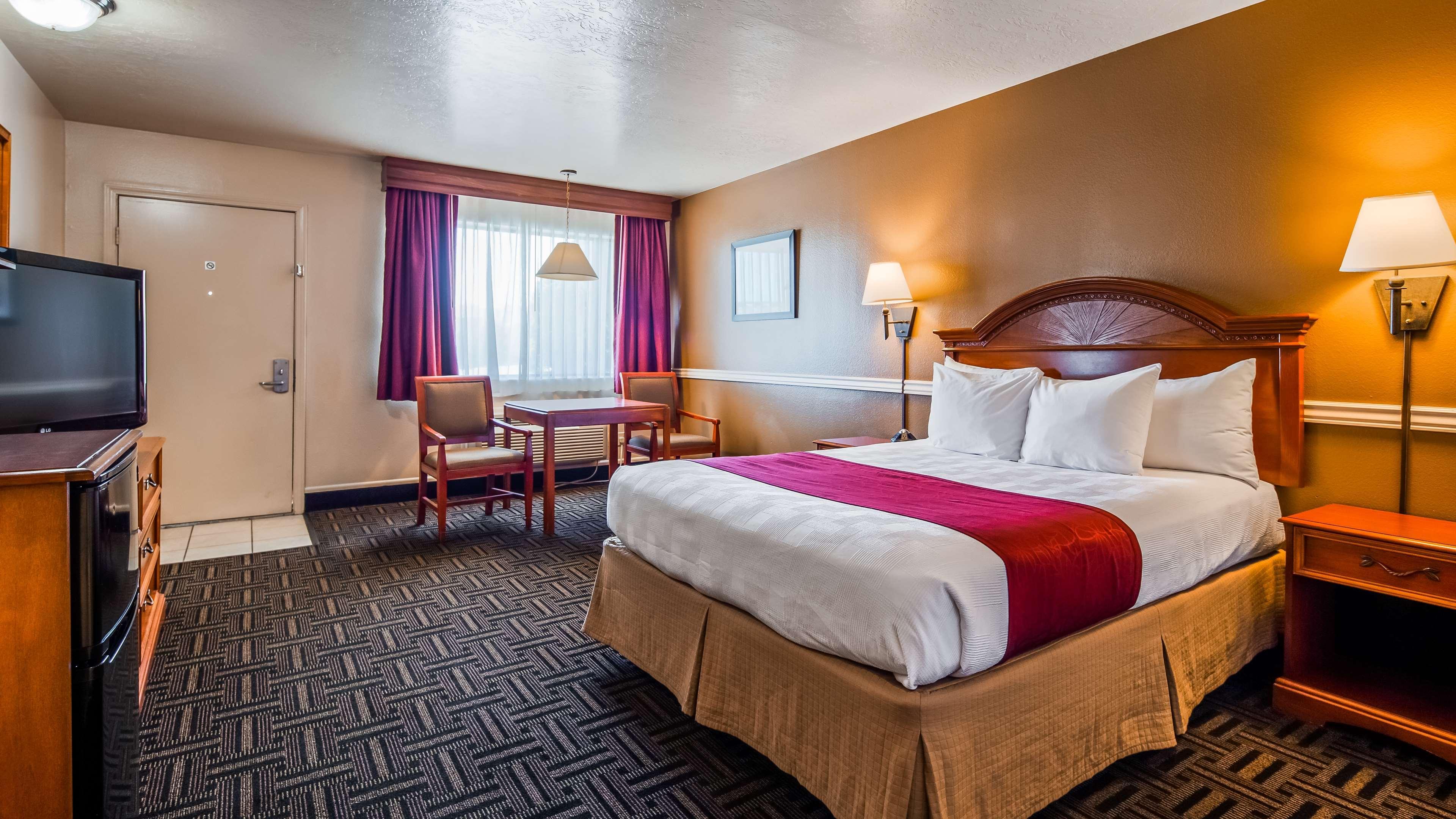 Best Western Paradise Inn Бийвър Екстериор снимка