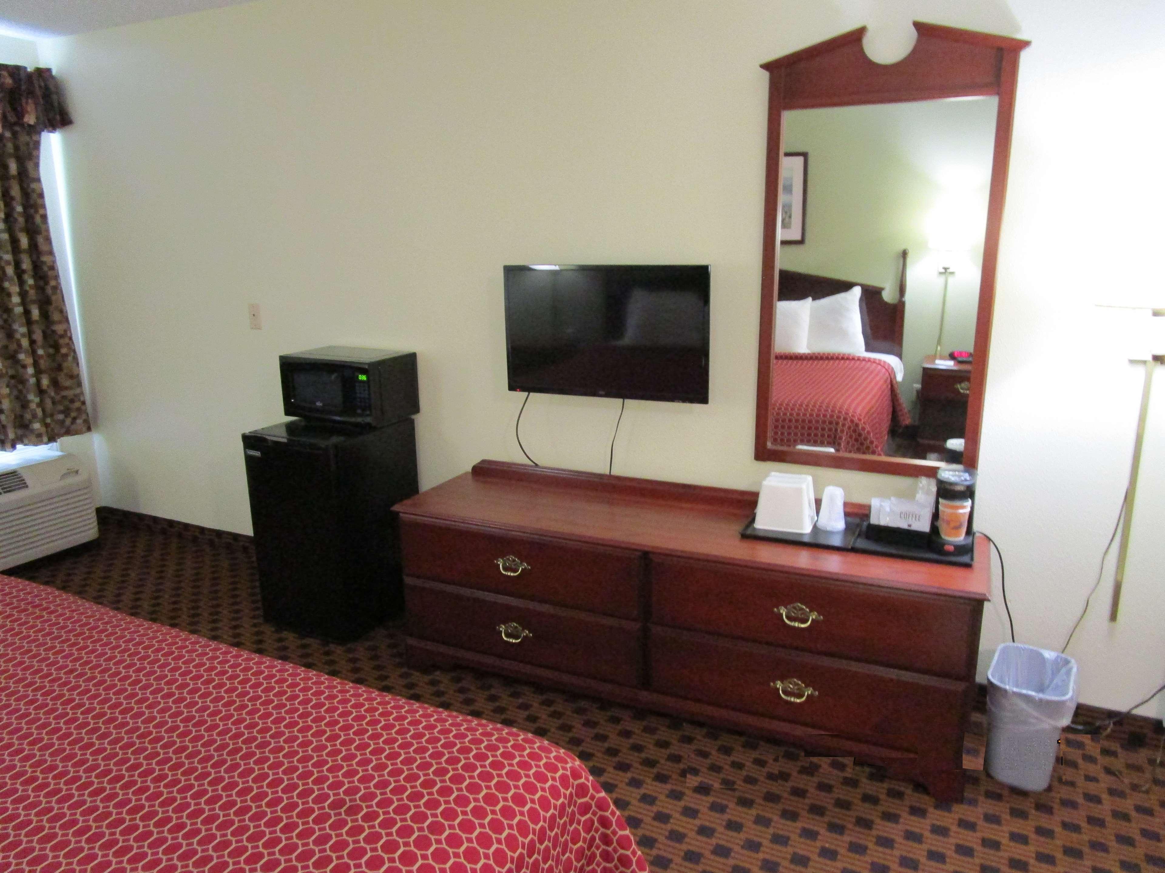Best Western Paradise Inn Бийвър Екстериор снимка