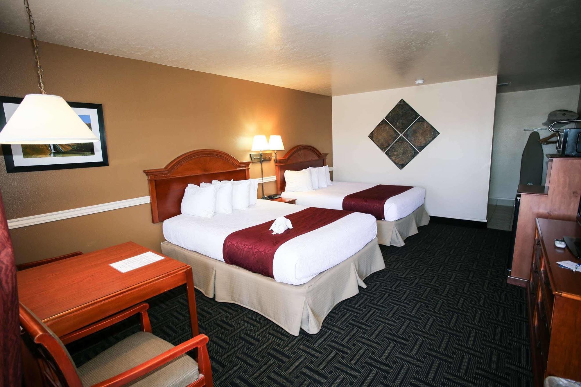 Best Western Paradise Inn Бийвър Екстериор снимка